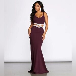 Elegant Burgundy Evening Gown